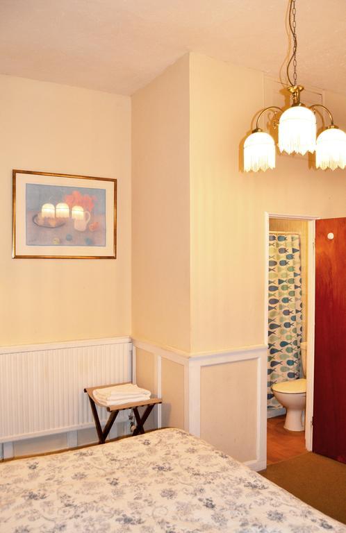 Braywood House Bed & Breakfast Huntingdon Exterior photo